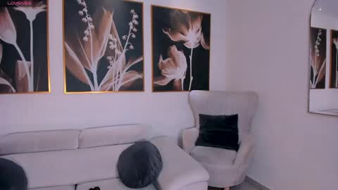 Snapshot of amalia_cruss chatting on May 29, 8:29 pm Amalia cruss online show from May 29, 8:29 pm