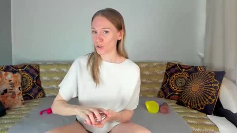 Amalia online show from March 9, 8:51 am