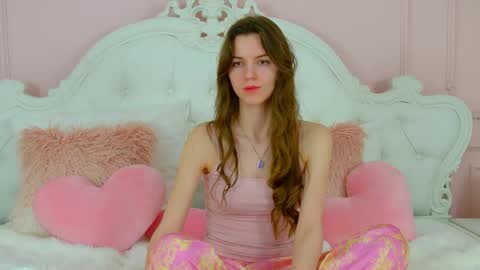Snapshot of amalialima chatting on April 18, 7:07 pm AmaliaLima online show from April 18, 7:07 pm