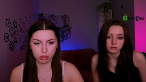 Snapshot of amalialowell chatting on April 24, 9:34 am Amalia online show from April 24, 9:34 am