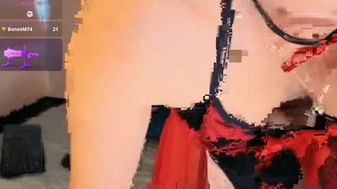 Snapshot of amaliamartinez77 chatting on April 10, 2:22 pm Ameliamartinez77 online show from April 10, 2:22 pm