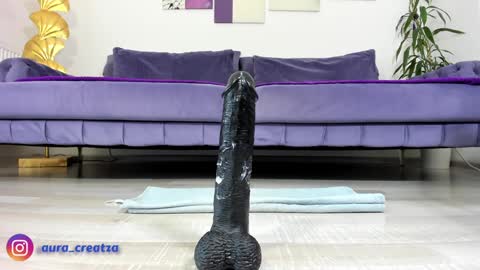 Amalia Nilsson  online show from March 14, 6:52 am