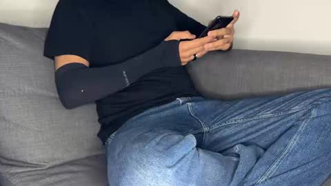 amalik_yoazz online show from June 4, 9:48 am
