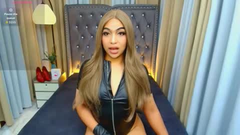 amanda4uts online show from March 4, 3:45 am