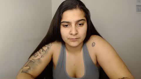 The queen of the biceps  online show from February 5, 12:53 am