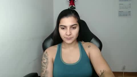 The queen of the biceps  online show from December 16, 2:55 pm