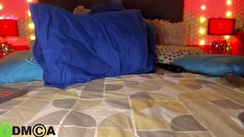 Snapshot of amanda_6ix9ine chatting on February 6, 10:18 am diana Private is Open online show from February 6, 10:18 am