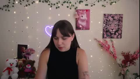 Snapshot of amanda_bright_ chatting on July 2, 9:37 am amanda_bright_ online show from July 2, 9:37 am