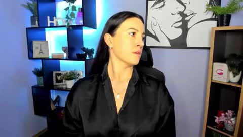 Amanda online show from March 10, 2:55 pm