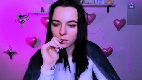 amanda_dark_ online show from February 12, 9:37 am