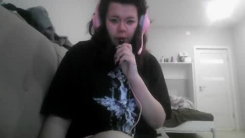 Snapshot of amanda_mia chatting on April 14, 3:18 pm amanda_mia online show from April 14, 3:18 pm