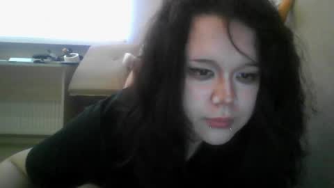 Snapshot of amanda_mia chatting on April 27, 3:21 pm amanda_mia online show from April 27, 3:21 pm