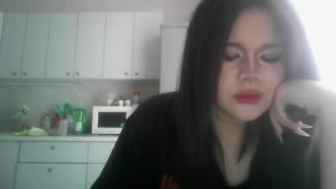 Snapshot of amanda_mia chatting on April 28, 7:02 am amanda_mia online show from April 28, 7:02 am