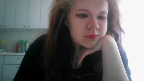 Snapshot of amanda_mia chatting on May 20, 8:09 am amanda_mia online show from May 20, 8:09 am