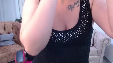 Snapshot of amanda_rousee chatting on May 7, 3:34 am Amanda online show from May 7, 3:34 am