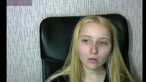 Amanda online show from December 20, 10:00 pm