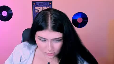 Snapshot of amanda_striking chatting on July 3, 11:05 am amanda_striking online show from July 3, 11:05 am