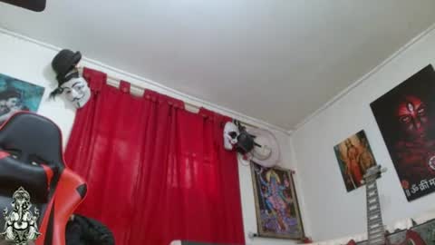 Snapshot of amanda_valeska chatting on July 5, 4:14 pm Amanda Valeska online show from July 5, 4:14 pm