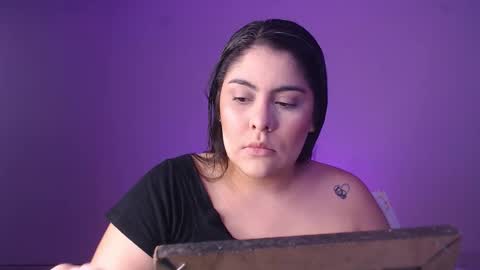 Snapshot of amandaa_lynn chatting on November 8, 11:25 pm AmandaLynn online show from November 8, 11:25 pm