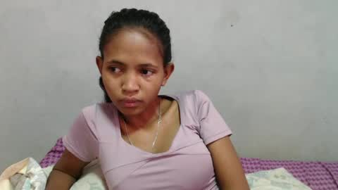 Snapshot of amandaerotic chatting on April 23, 3:41 am amandaerotic online show from April 23, 3:41 am