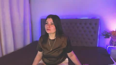 Snapshot of amandahoppe chatting on July 4, 4:51 am Amanda online show from July 4, 4:51 am