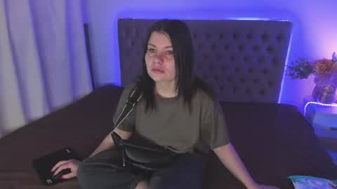 Snapshot of amandahoppe chatting on July 13, 4:15 am Amanda online show from July 13, 4:15 am