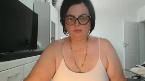 Snapshot of amandamuller1982 chatting on July 25, 10:57 am Anda online show from July 25, 10:57 am