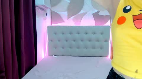 Snapshot of amandavictoria444 chatting on May 17, 8:27 pm AMANDA online show from May 17, 8:27 pm
