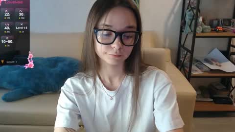 Mila online show from December 20, 9:11 am