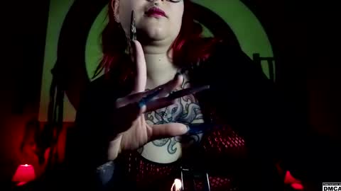 Goddess Amanita online show from March 27, 1:11 pm