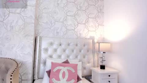 amara_rousse online show from February 4, 11:27 am