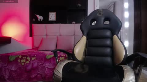 Snapshot of amara_sexy_ chatting on February 27, 8:31 pm amara_sexy_ online show from February 27, 8:31 pm