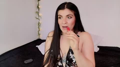 Amara Vega  online show from May 24, 3:06 pm