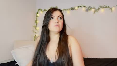 Amara Vega  online show from May 30, 11:18 am