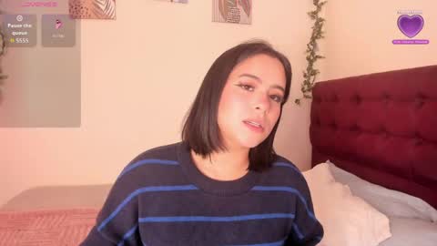 Snapshot of amaraa_01 chatting on May 24, 3:22 am Amaraa 01 online show from May 24, 3:22 am