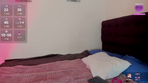 Snapshot of amaraa_01 chatting on June 10, 3:18 am Amaraa 01 online show from June 10, 3:18 am