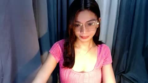 Snapshot of amarabellax chatting on May 8, 5:29 pm BELLA online show from May 8, 5:29 pm
