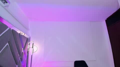 Snapshot of amaralewis chatting on May 20, 12:44 pm AMARA online show from May 20, 12:44 pm
