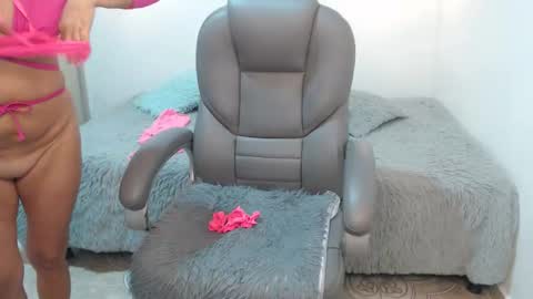 Snapshot of amarantha_ross chatting on May 7, 2:11 pm Amarantha online show from May 7, 2:11 pm