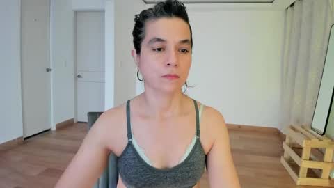 Snapshot of amaranthaajames chatting on May 24, 11:10 pm Amarantha online show from May 24, 11:10 pm