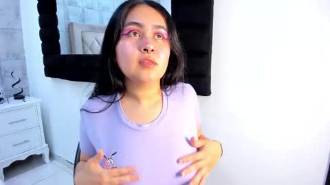 Amara Wolf online show from November 18, 9:19 pm