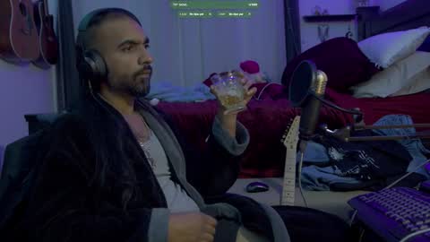 amateurhq online show from January 10, 4:47 am