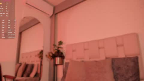 Snapshot of amatiista_12 chatting on April 27, 11:52 am A M A T I S T A online show from April 27, 11:52 am