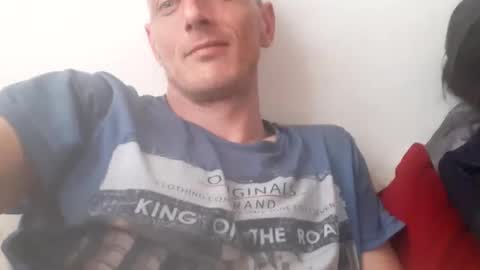 Petruss s Csabesztoo online show from April 13, 5:46 am