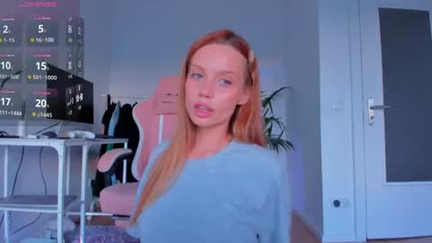 Snapshot of amazing_roxana chatting on June 16, 7:27 pm Roxy online show from June 16, 7:27 pm