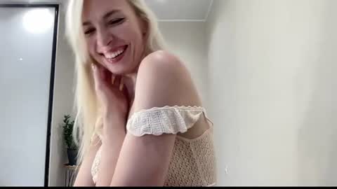 Kelly online show from June 20, 7:55 am