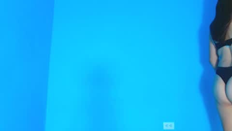 Snapshot of ambar69noir chatting on June 21, 12:24 am HAMBAR online show from June 21, 12:24 am