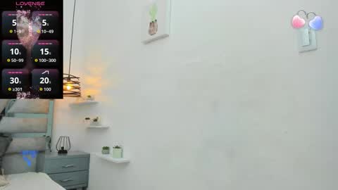 Snapshot of ambar_cullen chatting on September 17, 8:10 pm ambar_cullen online show from September 17, 8:10 pm