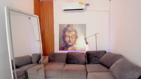 Ambar online show from June 2, 6:10 pm