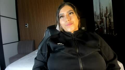 Ambar online show from April 13, 1:00 am